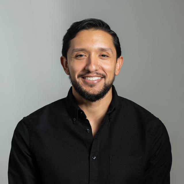 Christopher Herrera headshot